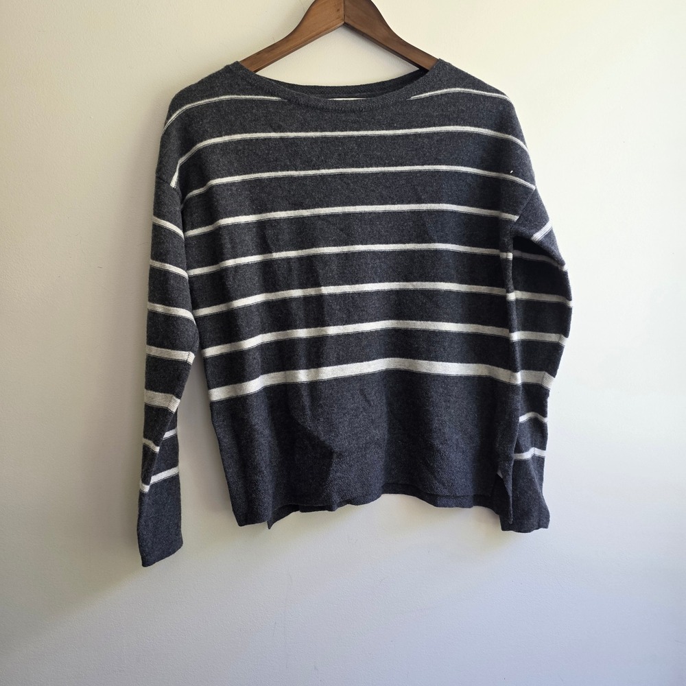 C&C California Womens Merino Wool Blend Striped Sweater Gray White‎ Size M Cozy
